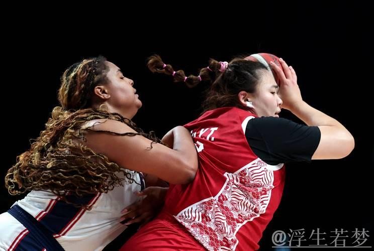 中国女篮再度夺冠 大运会高歌庆祖国 中国女篮再度夺冠 大运会高歌庆祖国